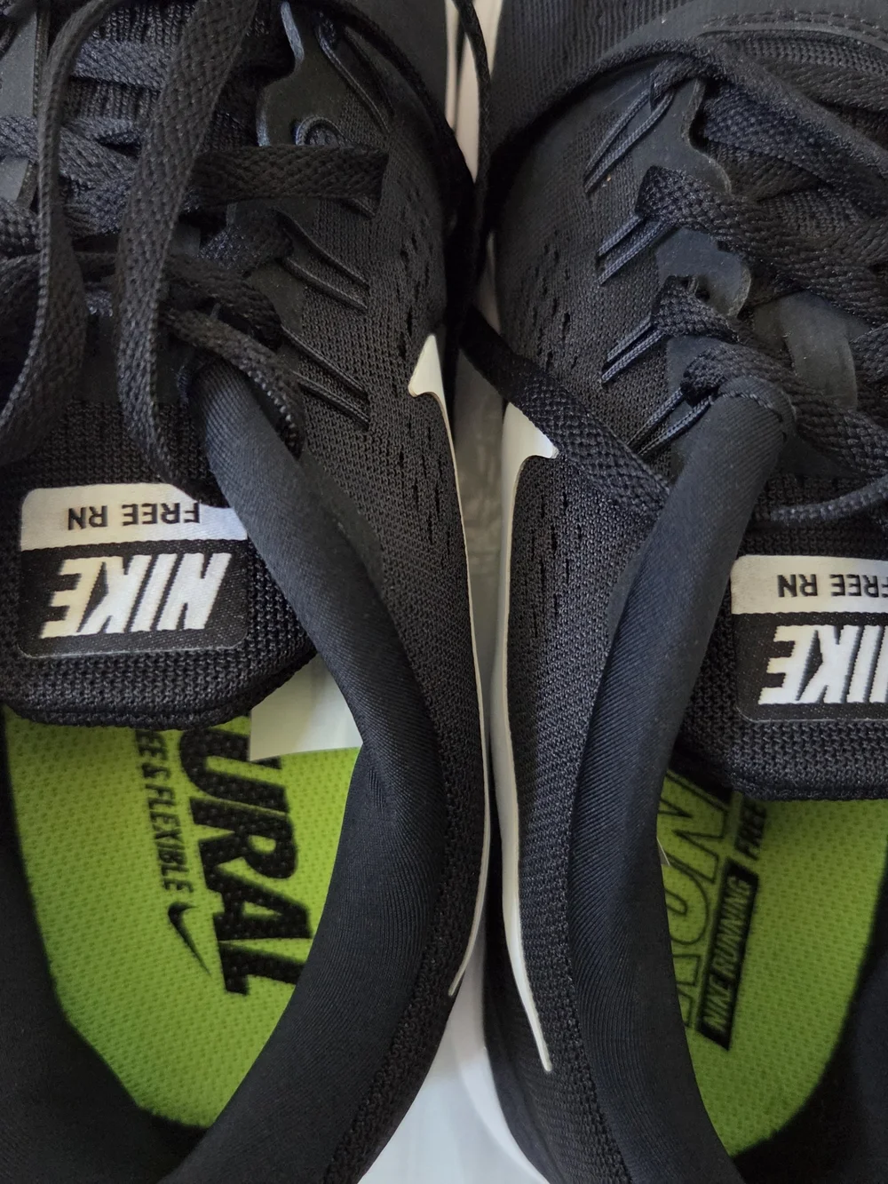 Nike Free RN 2016 Black White Volt Run Natural